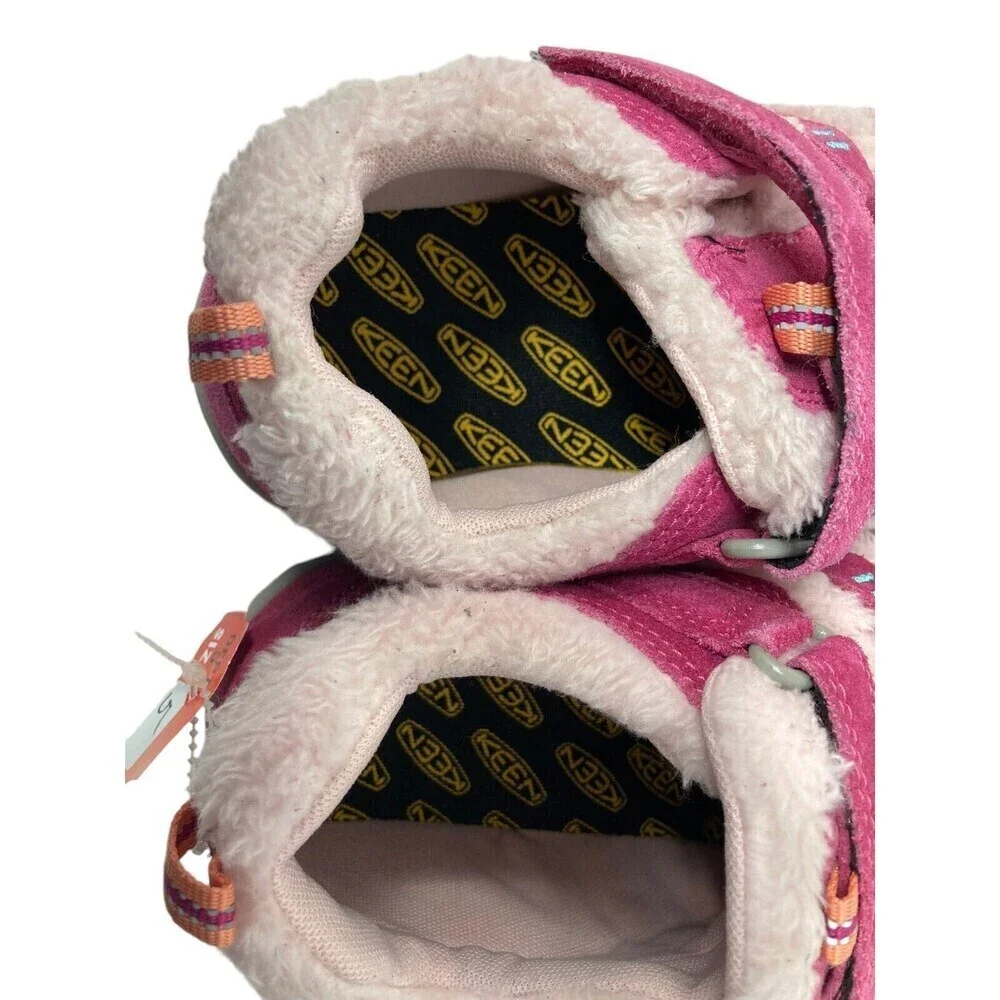 Keen Shoes Youth Size 5 US Pink Newport Shoe Fruit Dove Ballet Slipper